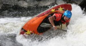 Champion de kayak freestyle